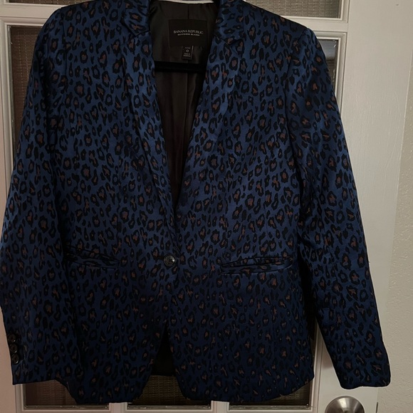 Banana Republic Cobalt Blue Leopard print boyfriend blazer - Picture 3 of 5